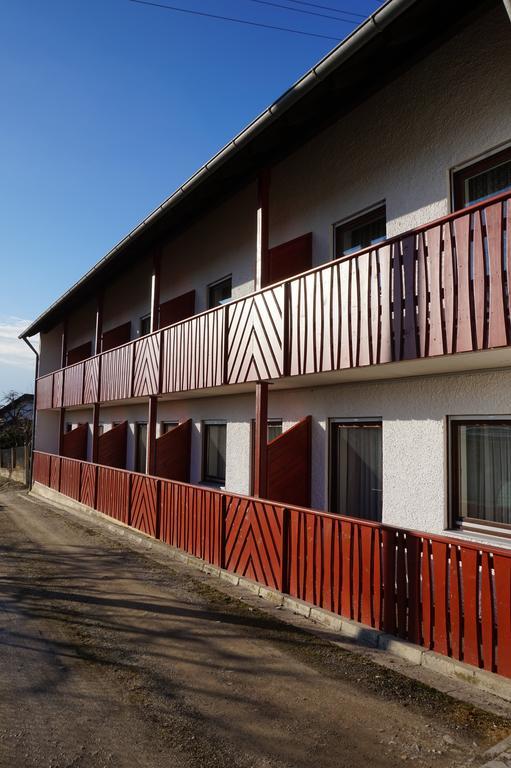 Pension-Metzgerei Hofer Inning am Holz Exterior photo